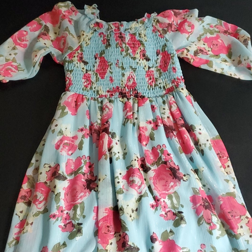 Girls dress